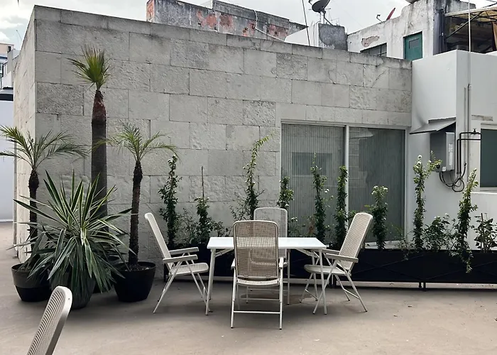 Condesa Amsterdam B Inviting 2br, 1ba With Modern Touches On Amsterdam Avenue